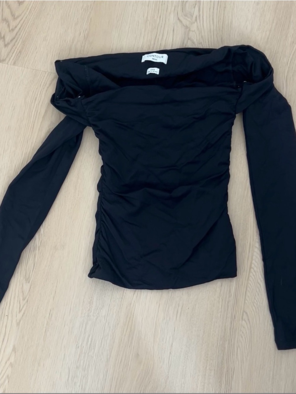 Aritzia Black Off-Shoulder Ruched Long Sleeve Top